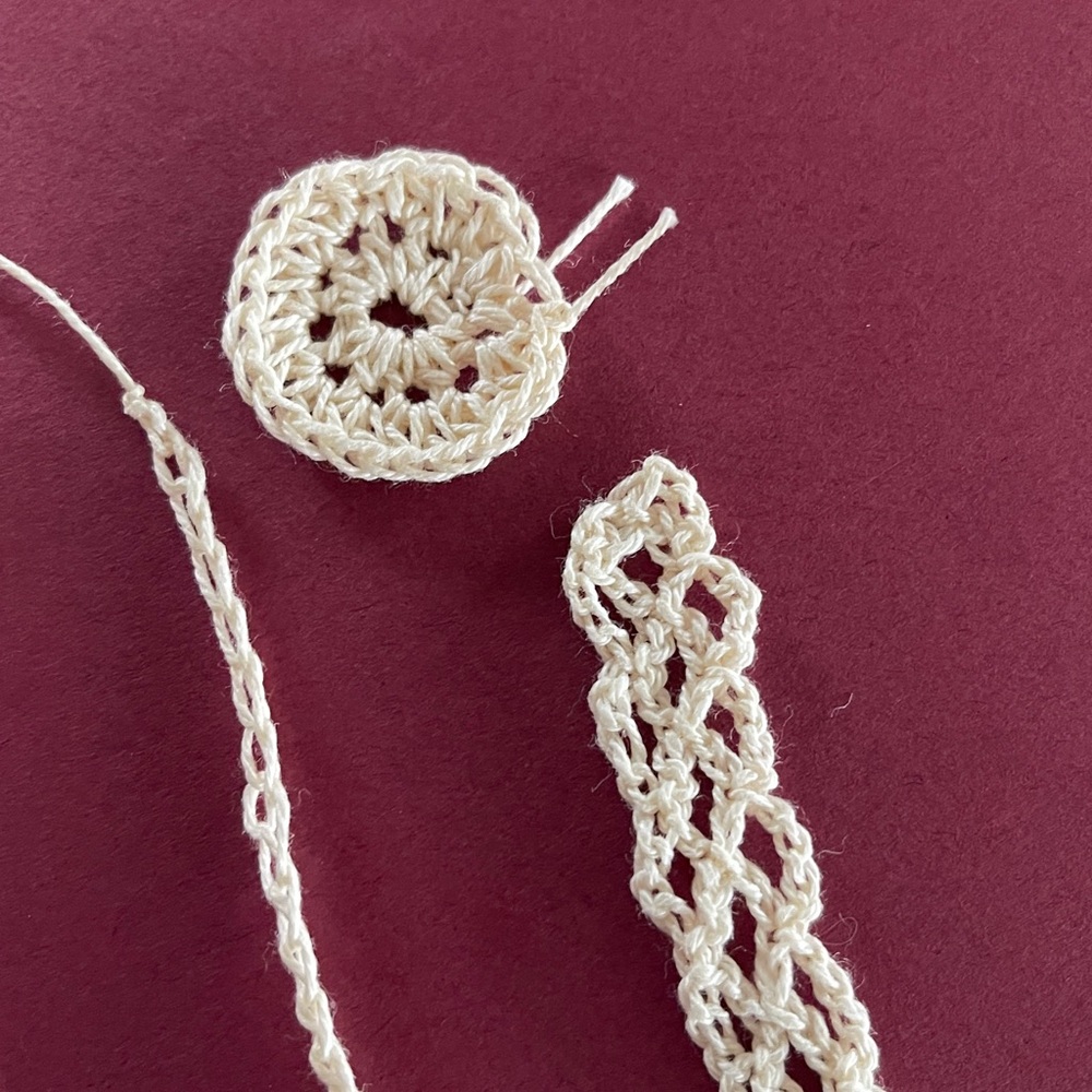 Handmade Crochet Lace Pieces in Cream🌺 - Picture 4 of 5